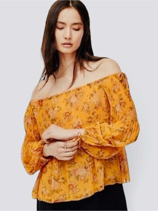 Wilfred Tops - Aritzia Wilfred Talence Pleated Floral Garden Blouse